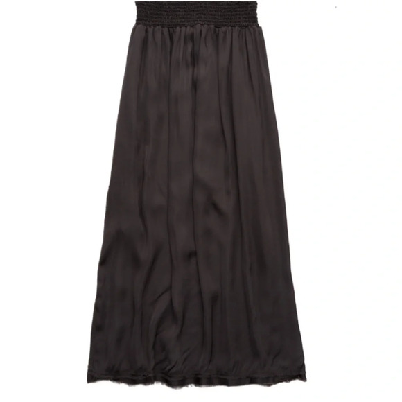 AERIE  SHINE Satin Charcoal MIDI SKIRT Lady's
NWT - Picture 3 of 3